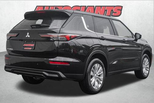 2025 Mitsubishi Outlander ES 2.5 S-AWC