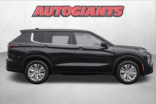 2025 Mitsubishi Outlander ES 2.5 S-AWC