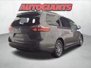 2019 Toyota Sienna XLE