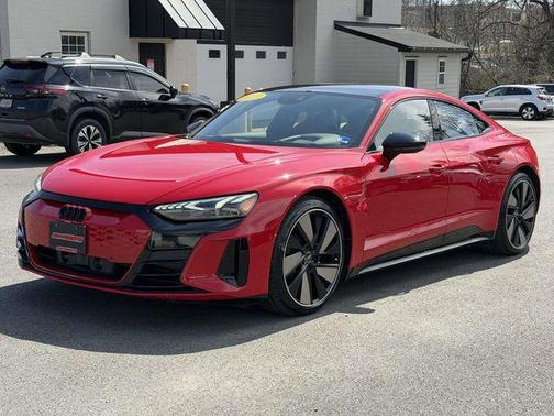 2023 Audi e-tron GT Prestige quattro