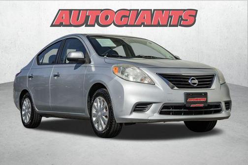 2012 Nissan Versa 1.6 S