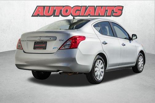 2012 Nissan Versa 1.6 S