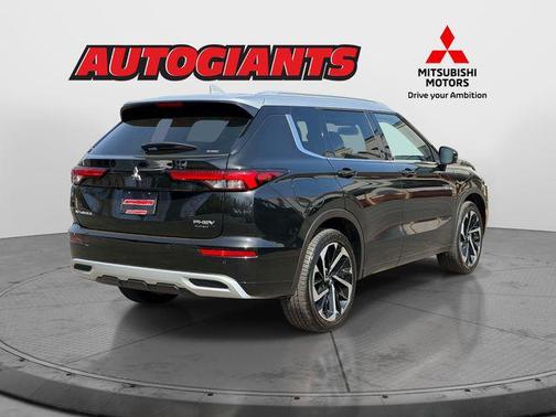 2025 Mitsubishi Outlander PHEV SEL