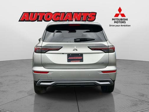 2026 Mitsubishi Outlander SE 2.5 2WD