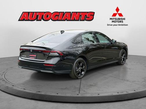 2025 Honda Accord Sport SE 1.5T