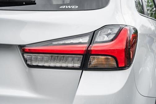 2024 Mitsubishi Outlander Sport 2.0 ES