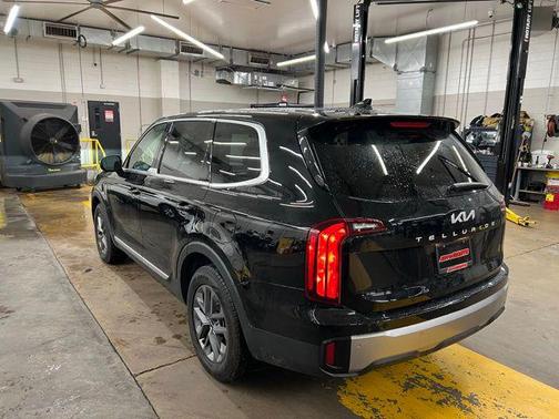 2024 Kia Telluride LX