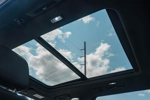 2021 Chevrolet Suburban 4WD High Country