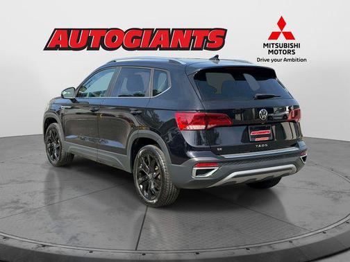 Deep Black 2023 Volkswagen Taos 1.5T SE