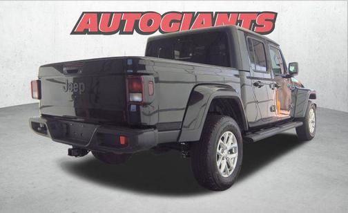 2023 Jeep Gladiator Sport S