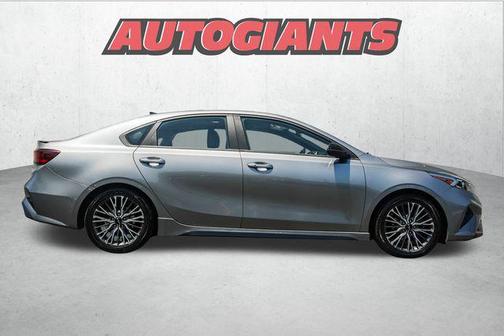 2022 Kia Forte GT-Line