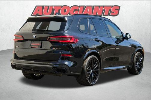 2020 BMW X5 M50i