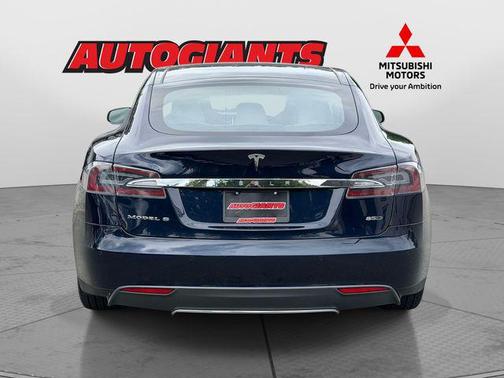 Deep Blue Metallic 2015 Tesla Model S P85D