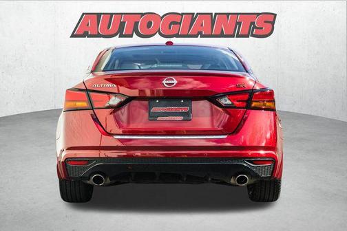 2023 Nissan Altima SR FWD