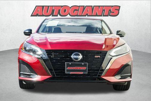 2023 Nissan Altima SR FWD