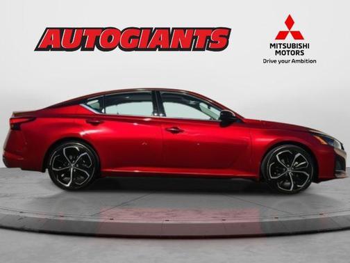 2023 Nissan Altima SR FWD