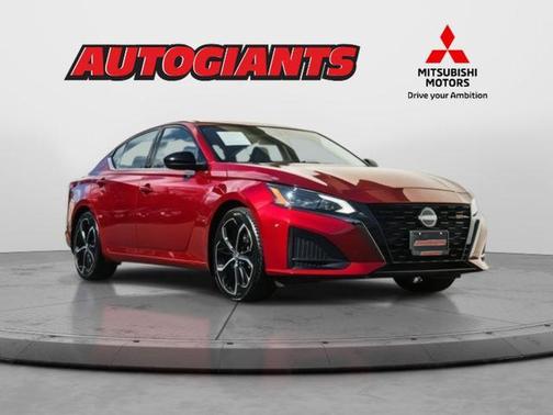 2023 Nissan Altima SR FWD