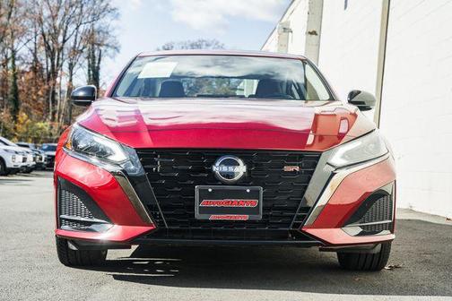 2023 Nissan Altima SR FWD