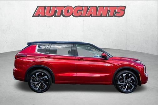 2025 Mitsubishi Outlander PHEV SEL