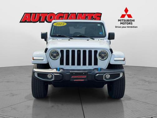 Bright White Clearcoat 2023 Jeep Wrangler 4xe Sahara