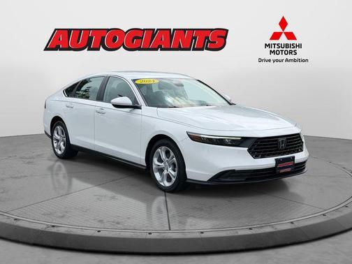 Platinum White Pearl 2024 Honda Accord LX 1.5T