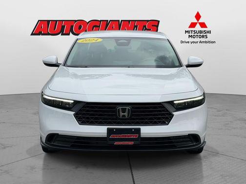 Platinum White Pearl 2024 Honda Accord LX 1.5T