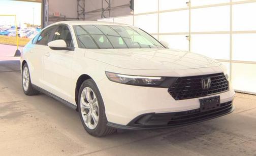 Platinum White Pearl 2024 Honda Accord LX 1.5T