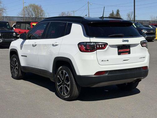 Bright White Clearcoat 2022 Jeep Compass Limited