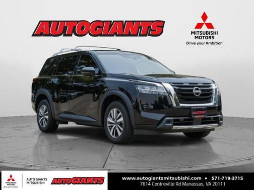 2023 Nissan Pathfinder SL 4WD