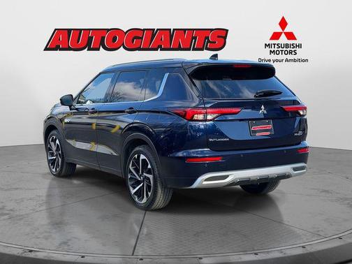 2024 Mitsubishi Outlander PHEV SEL