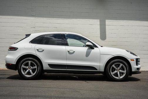 2020 Porsche Macan Base