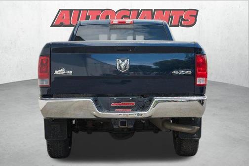 2017 RAM 2500 Big Horn Crew Cab 4x4 6'4' Box