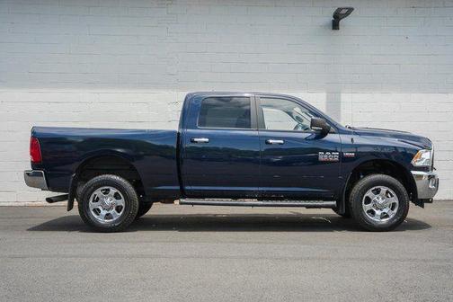 2017 RAM 2500 Big Horn Crew Cab 4x4 6'4' Box