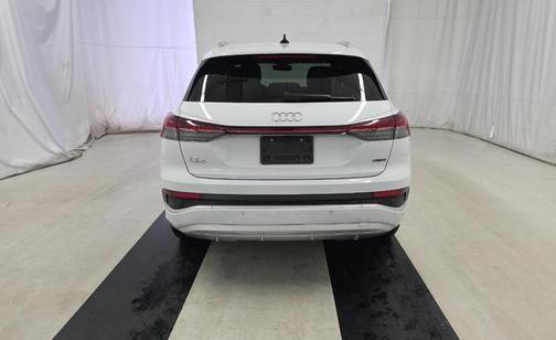 2024 Audi Q4 e-tron Premium 55 quattro