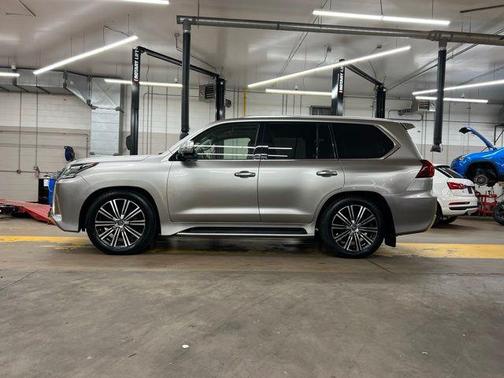2019 Lexus LX 570 Base