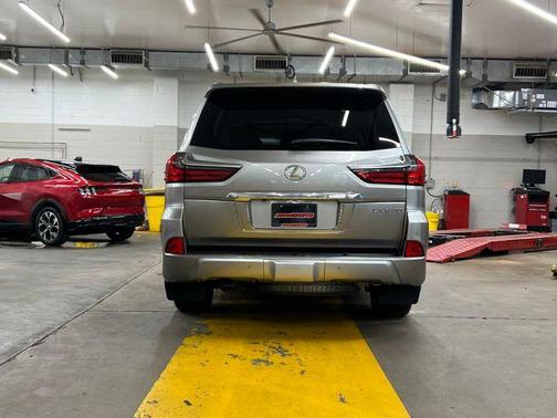 2019 Lexus LX 570 Base