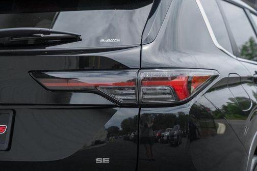 2025 Mitsubishi Outlander SE 2.5 S-AWC