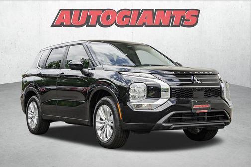 2025 Mitsubishi Outlander ES 2.5 S-AWC