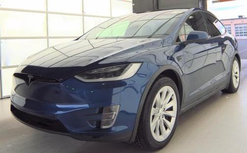 Deep Blue Metallic 2017 Tesla Model X 100D