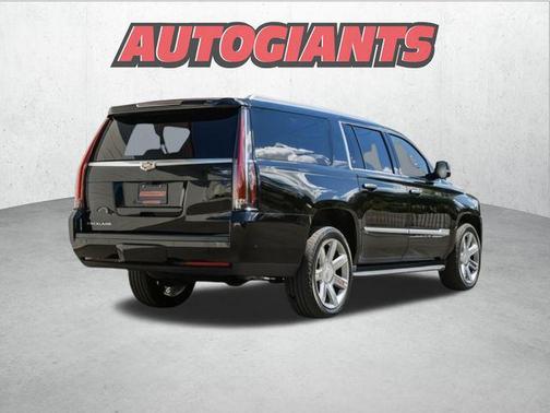 2020 Cadillac Escalade ESV Luxury