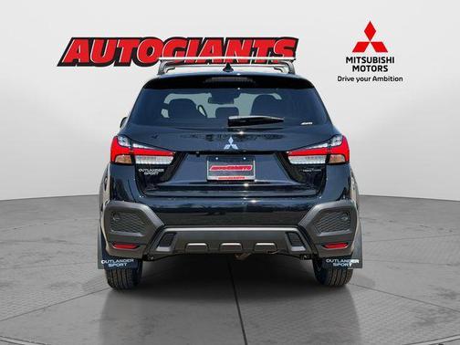 Labrador Black Pearl 2026 Mitsubishi Outlander Sport 2.0 LE