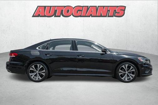 2021 Volkswagen Passat 2.0T SE