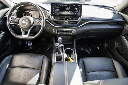 2023 Nissan Altima SR FWD