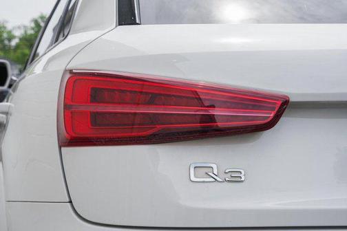 2018 Audi Q3 2.0T Premium