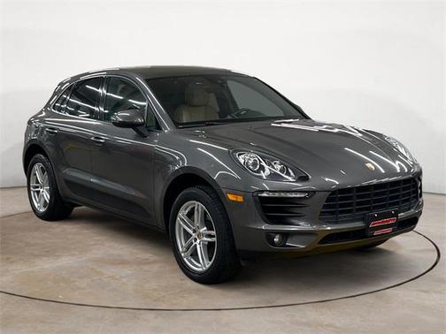2018 Porsche Macan Base