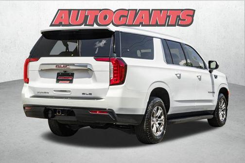 2022 GMC Yukon XL SLE