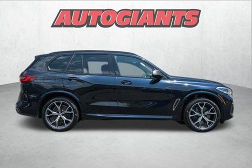 2021 BMW X5 M50i
