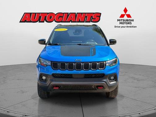 Hydro Blue Pearlcoat 2025 Jeep Compass Trailhawk