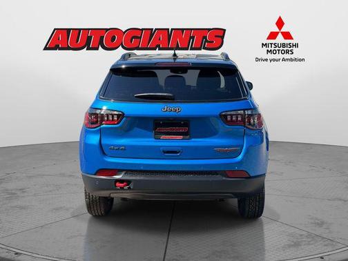 Hydro Blue Pearlcoat 2025 Jeep Compass Trailhawk