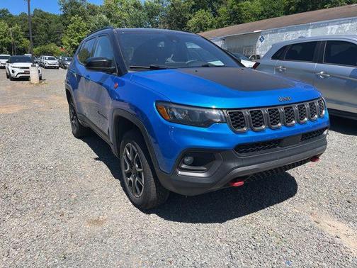 Hydro Blue Pearlcoat 2025 Jeep Compass Trailhawk